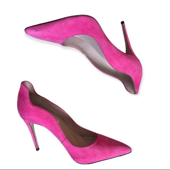 Elegant Pink Suede Heels - Picture 5 of 11